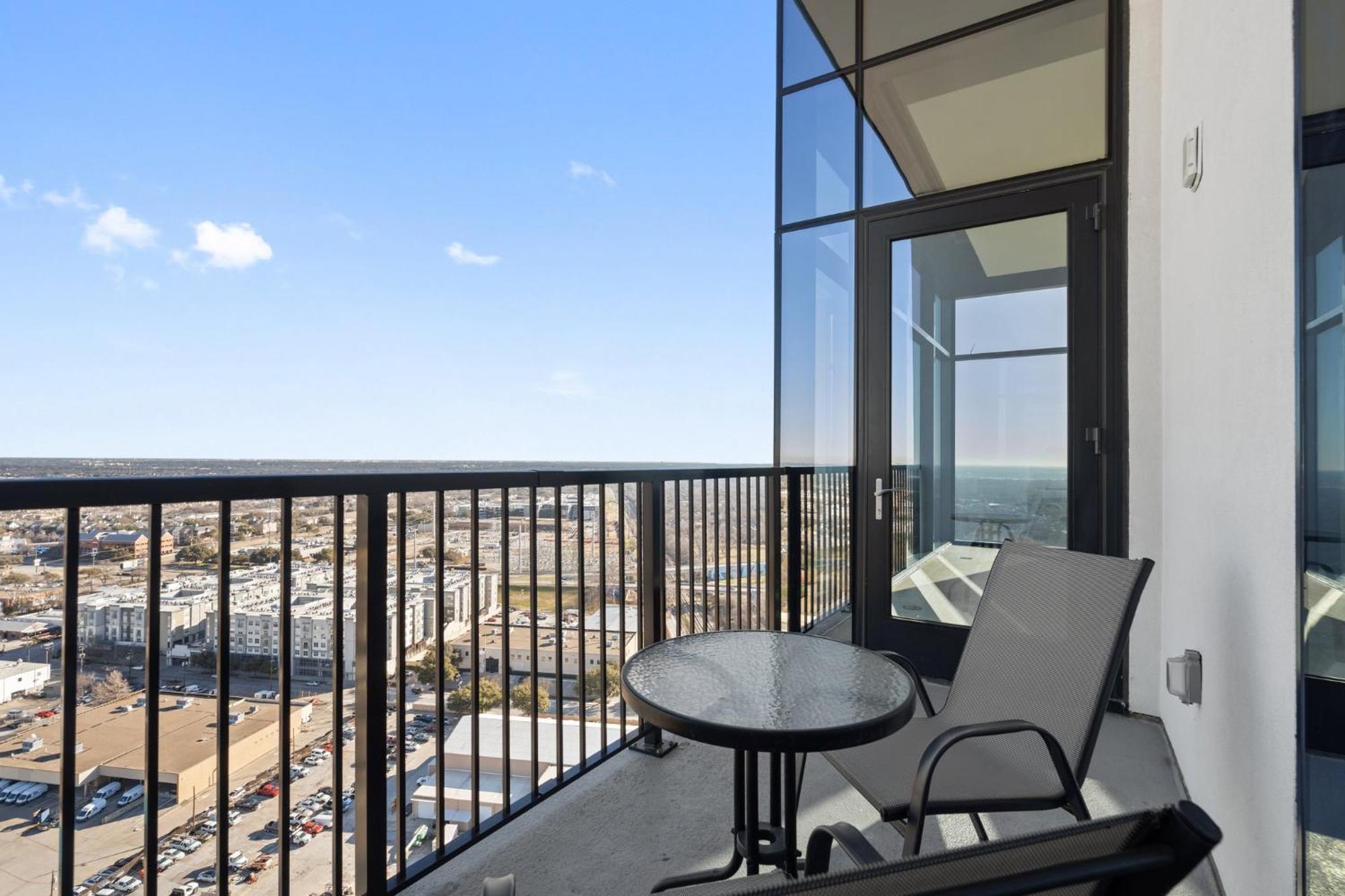 Luxurious Penthouse With Stunning Dallas Views Apartment Exterior foto